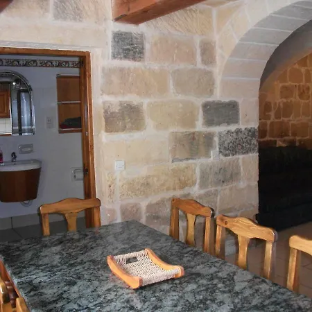 Ta' Manwel Farmhouse Semesterbostad