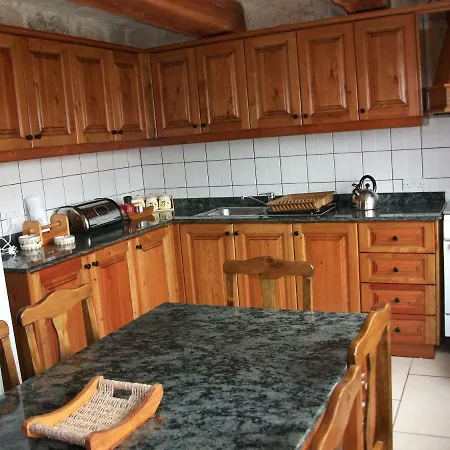 Semesterbostad Ta' Manwel Farmhouse